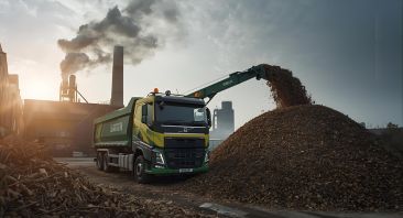 Smith Haulage provides efficient waste wood collection & recycling services. We transport timber waste to biomass & recycling facilities. Compliant, cost-effective solutions.